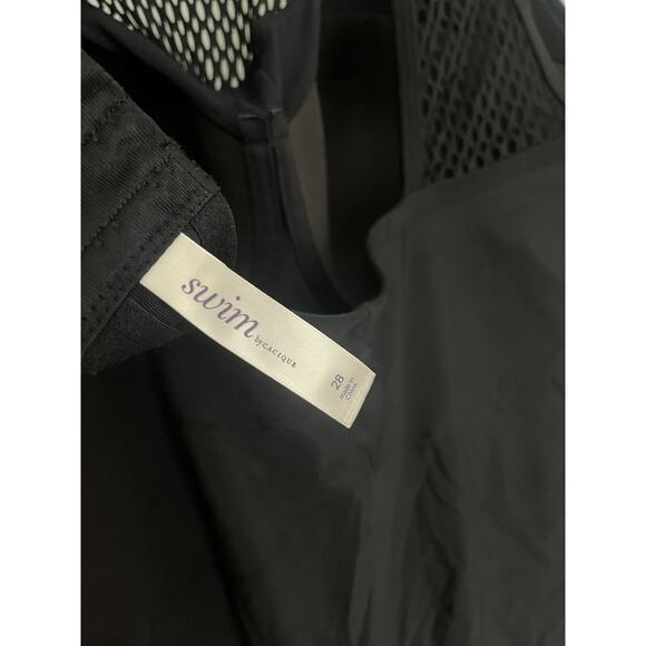 Cacique women’s Swimsuit Size 28 One Piece Black Nude Mesh NWT - Picture 9 of 10